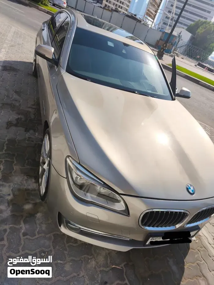 BMW 750