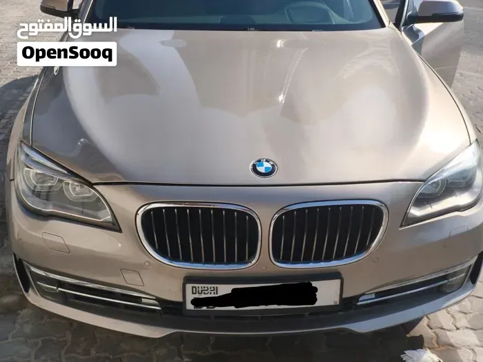 BMW 750 2013 photo 2