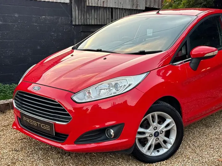 Ford Fiesta 2015 photo 4