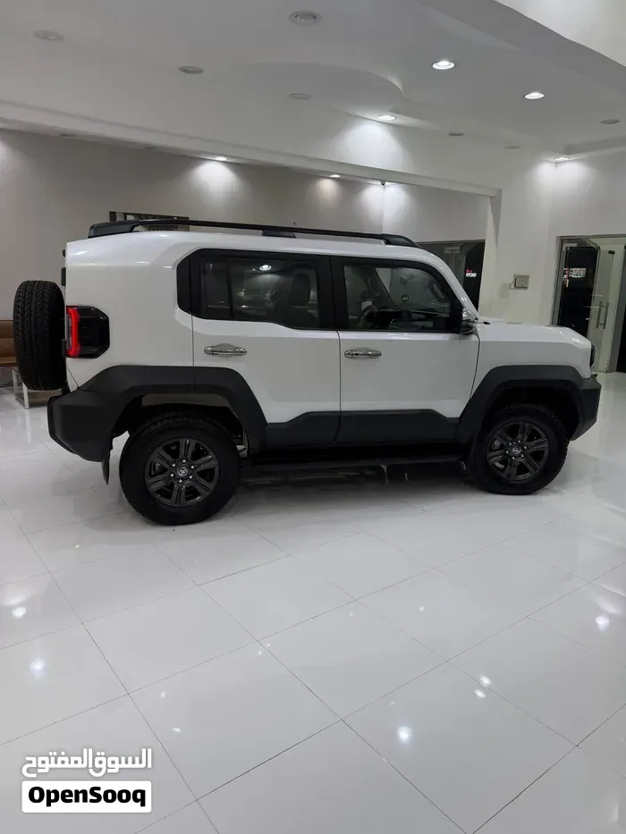 Toyota Fj 2027 photo 4