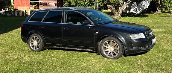Audi A4 2003 photo 2