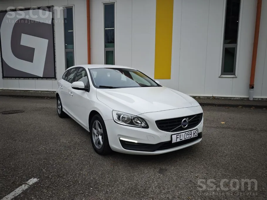 Volvo V60 2018 photo 2