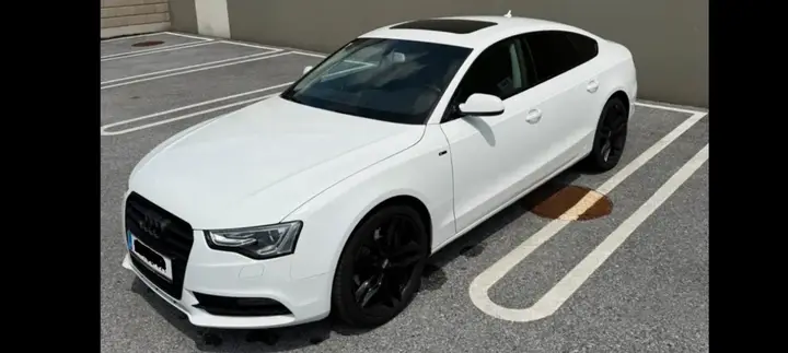 Audi A5 2014 photo 2