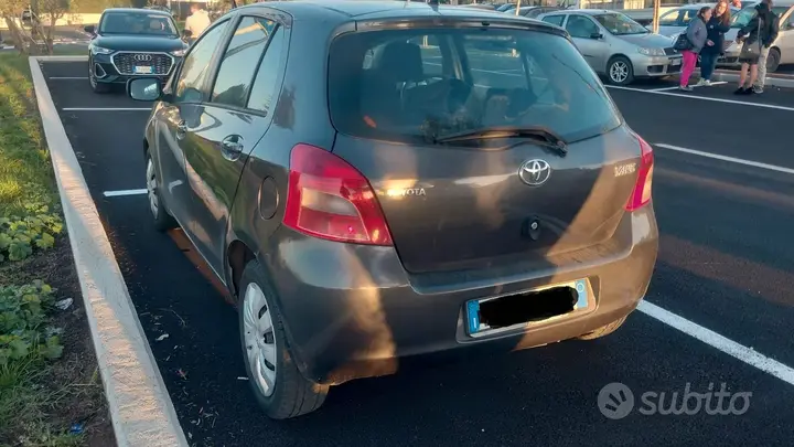 Toyota Yaris 2008 photo 4