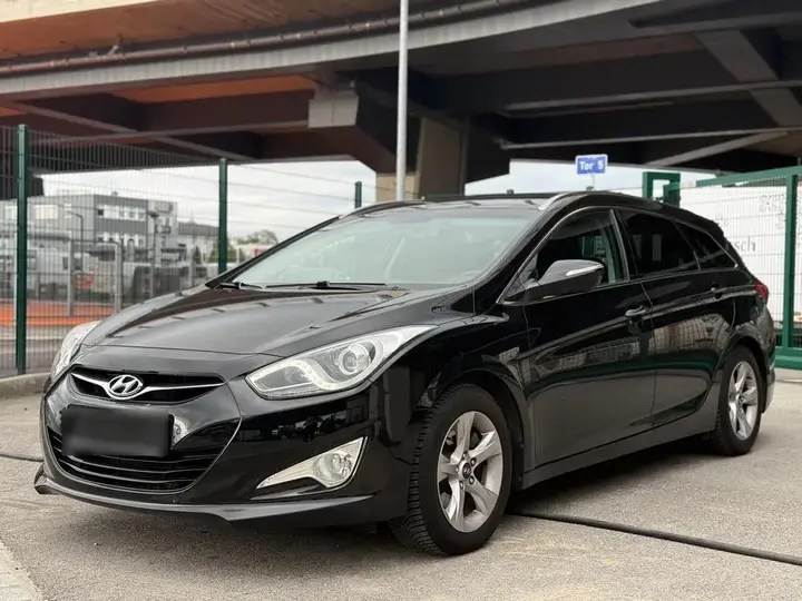 Hyundai I40