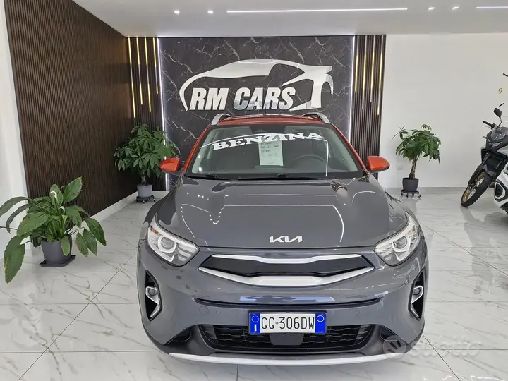 Kia Stonic 2022 photo 2