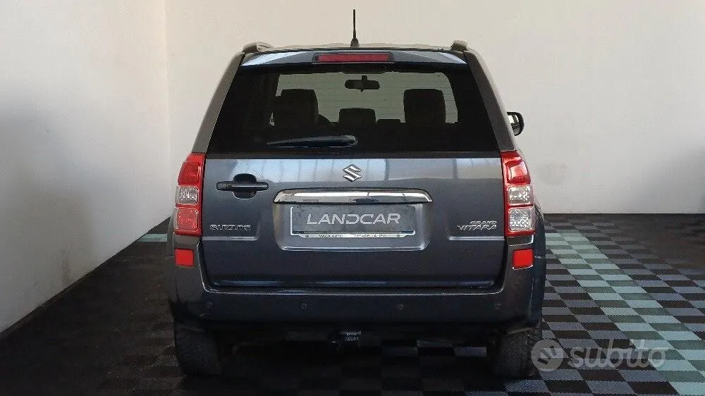 Suzuki Grand Vitara 2011 photo 5