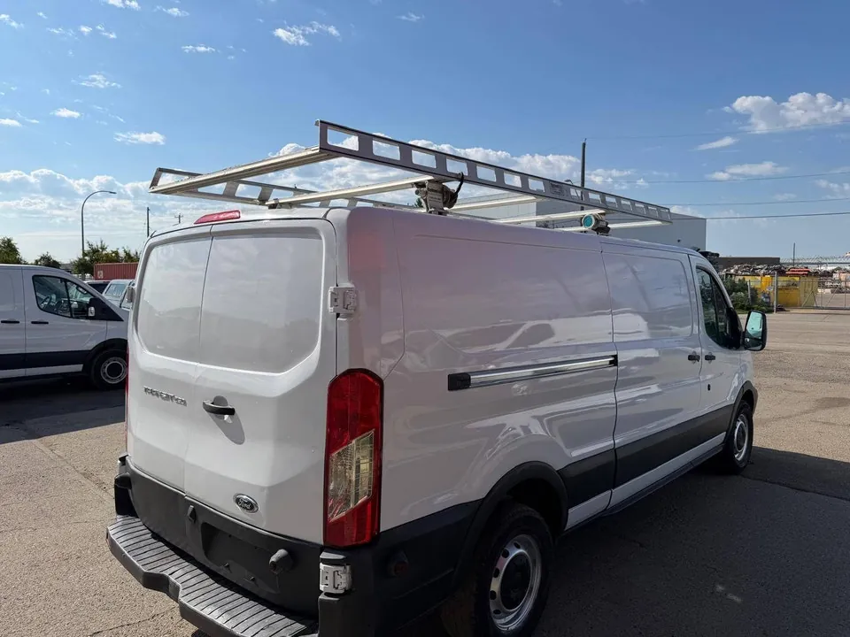 Ford Transit 2017 photo 4