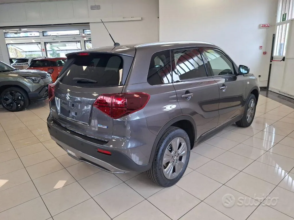 Suzuki Vitara 2024 photo 5