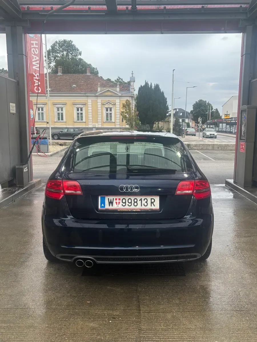 Audi A3 2009 photo 2