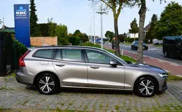 Volvo V60 2019 photo 3