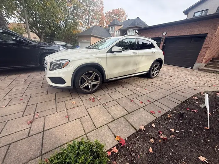Mercedes-Benz Gla 2015 photo 2