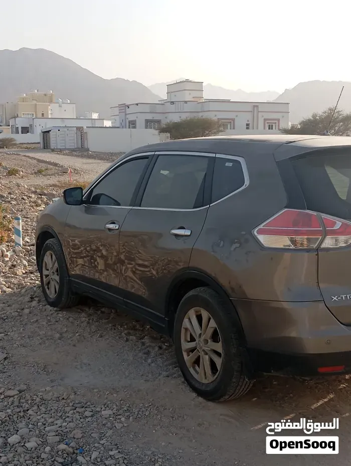 Nissan X-Trail 2015 photo 2