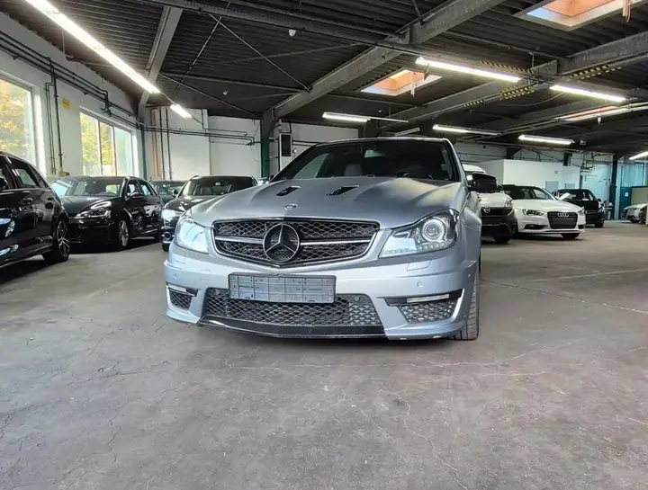 Mercedes-Benz C 63 Amg