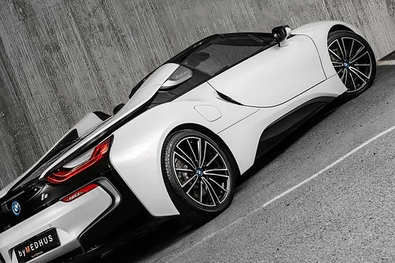 BMW I8 2019 photo 2