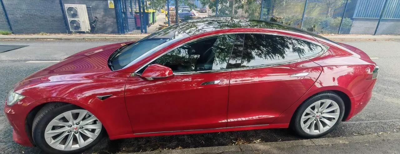 Tesla Model S 2017 photo 3