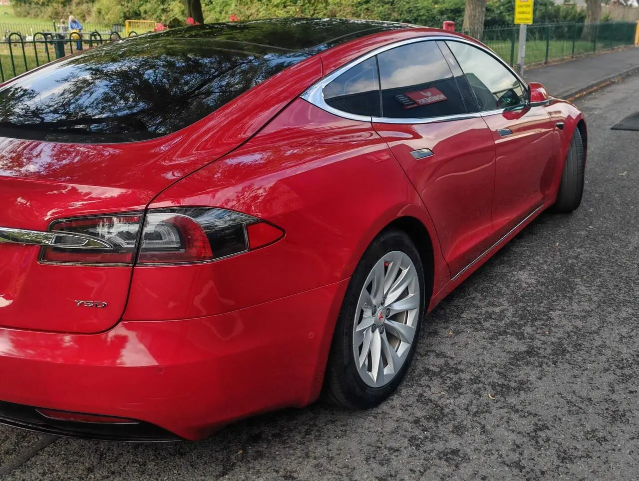 Tesla Model S 2017 photo 5