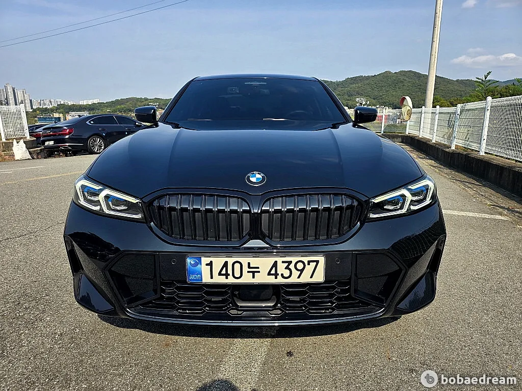 BMW 320I