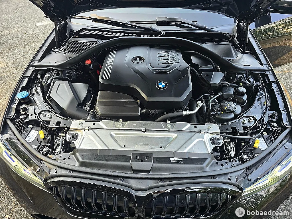 BMW 320I 2024 photo 5