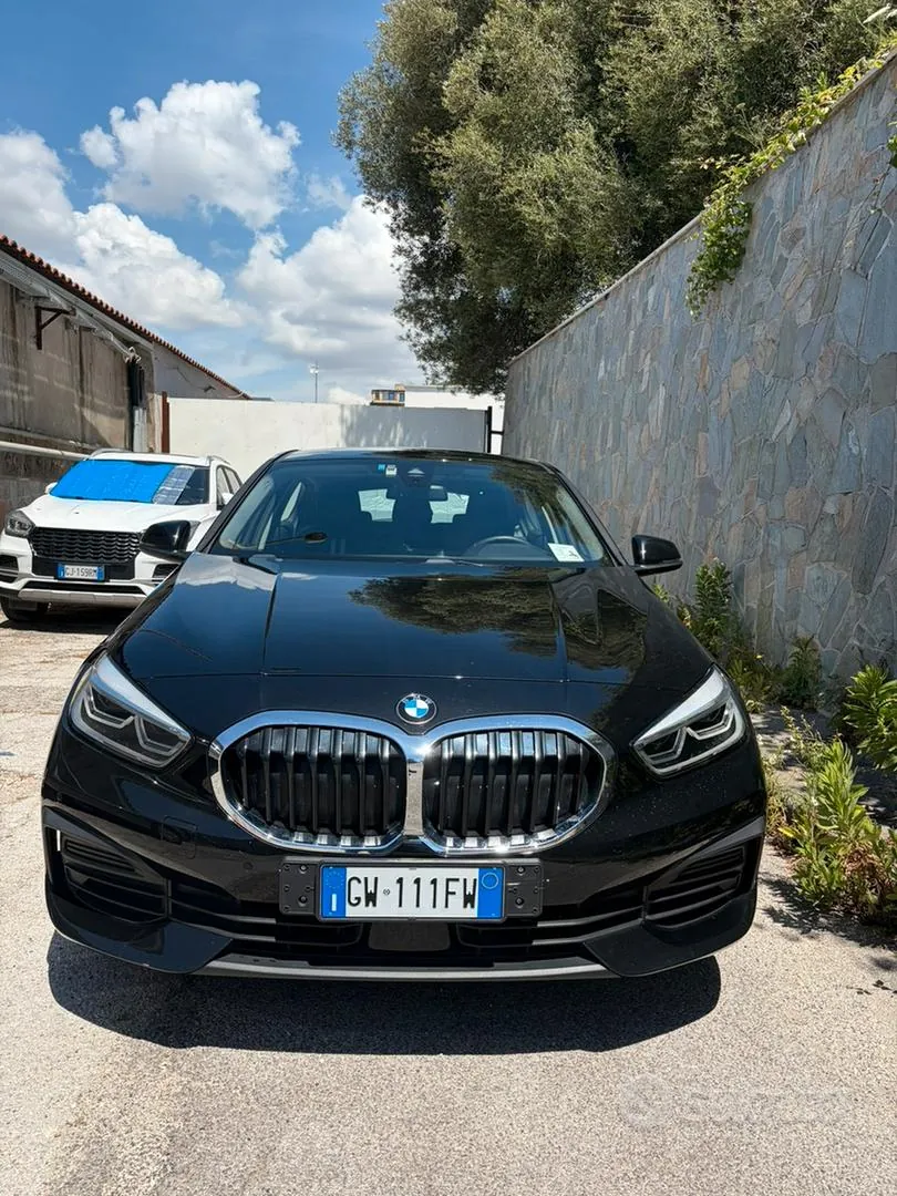 BMW 1 Series 2024 photo 2
