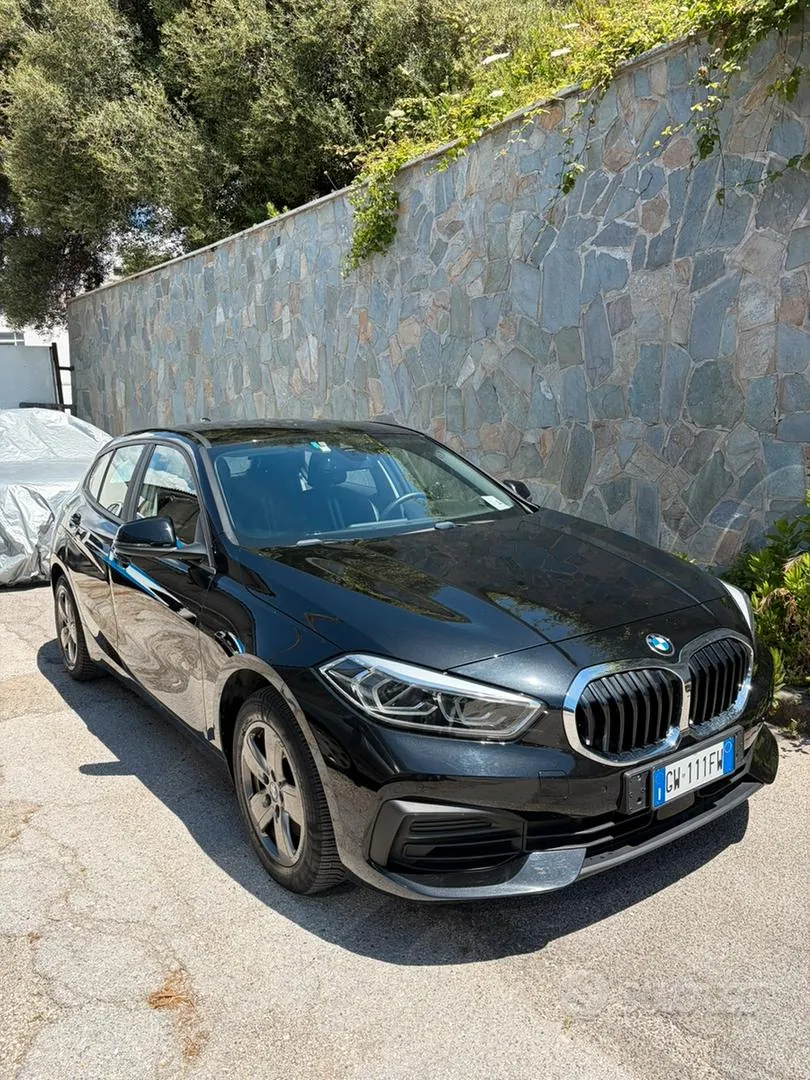 BMW 1 Series 2024 photo 3