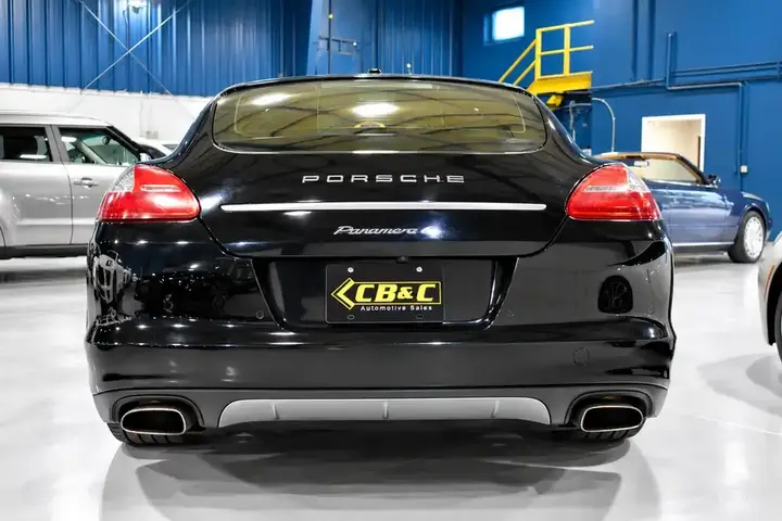 Porsche Panamera 2013 photo 4