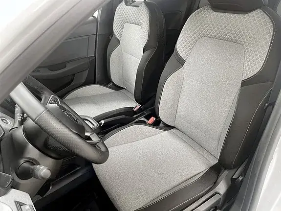 Mitsubishi Colt 2025 photo 5