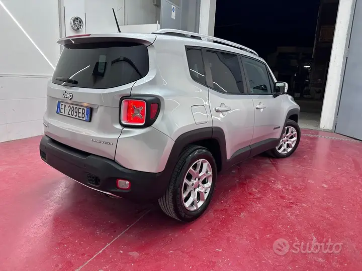 Jeep Renegade 2014 photo 5