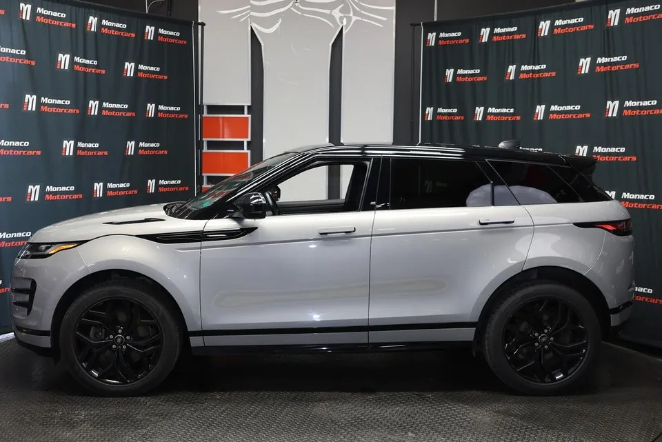 Land Rover Evoque 2023 photo 3