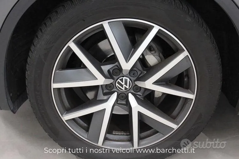 Volkswagen Touareg 2023 photo 3