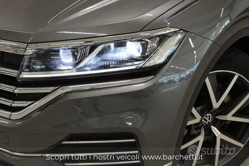 Volkswagen Touareg 2023 photo 2