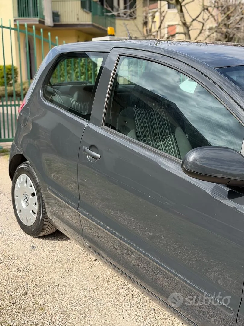 Volkswagen Fox 2011 photo 5