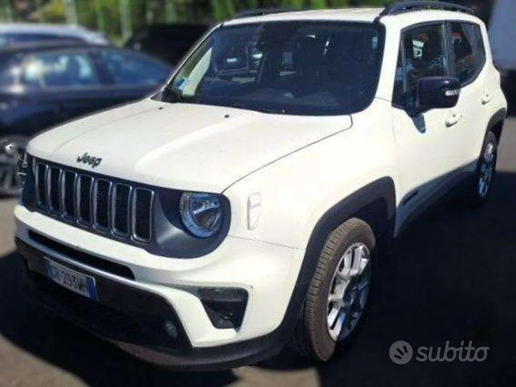 Jeep Renegade 2023 photo 2