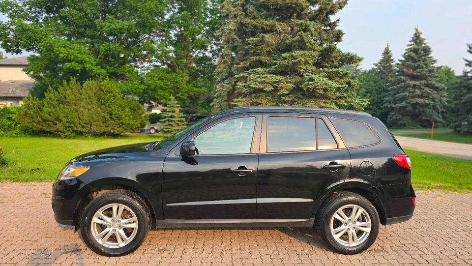 Hyundai Santa Fe 2012 photo 5