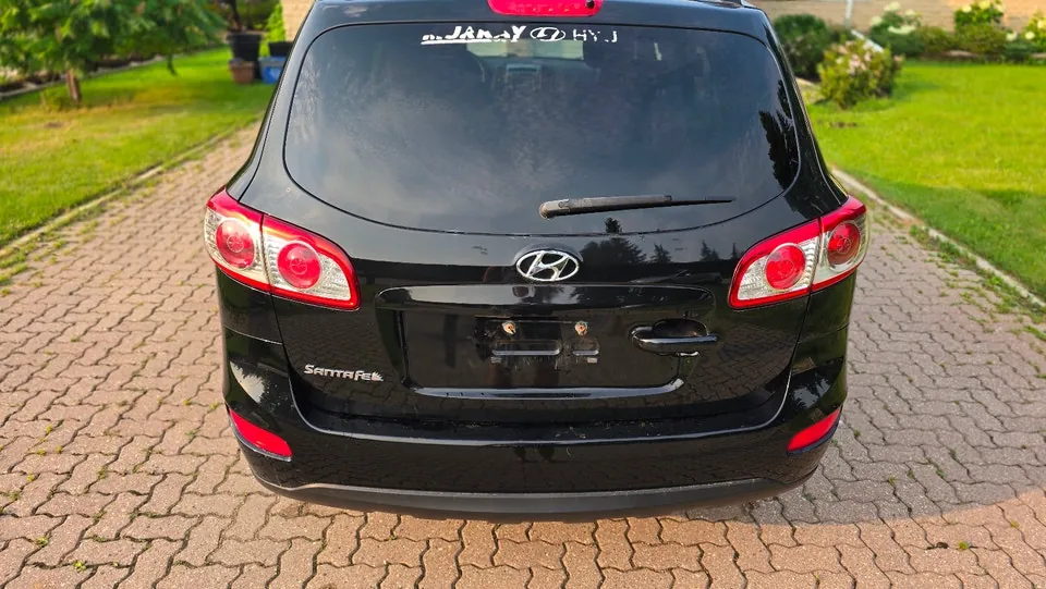 Hyundai Santa Fe 2012 photo 4