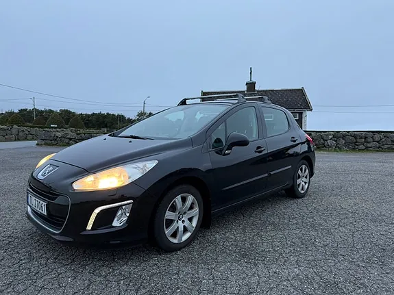 Peugeot 308 2011 photo 4