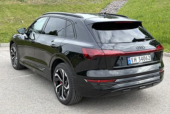 Audi Q8 E-Tron 2024 photo 5