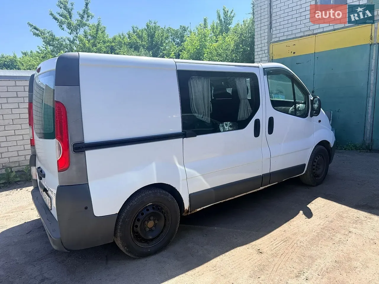 Opel Vivaro 2008 photo 2