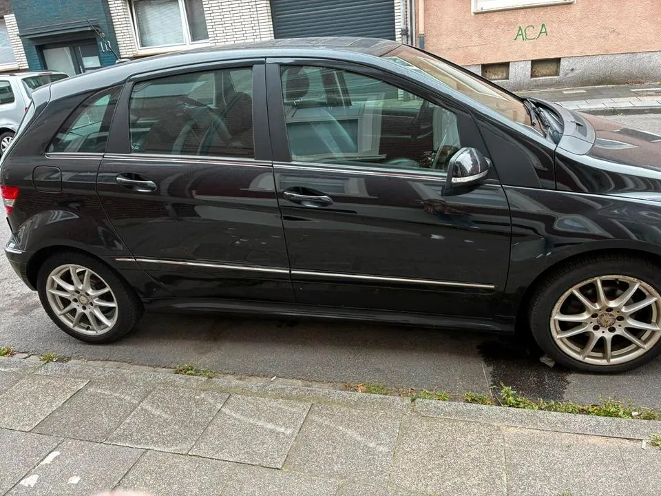 Mercedes-Benz B 160