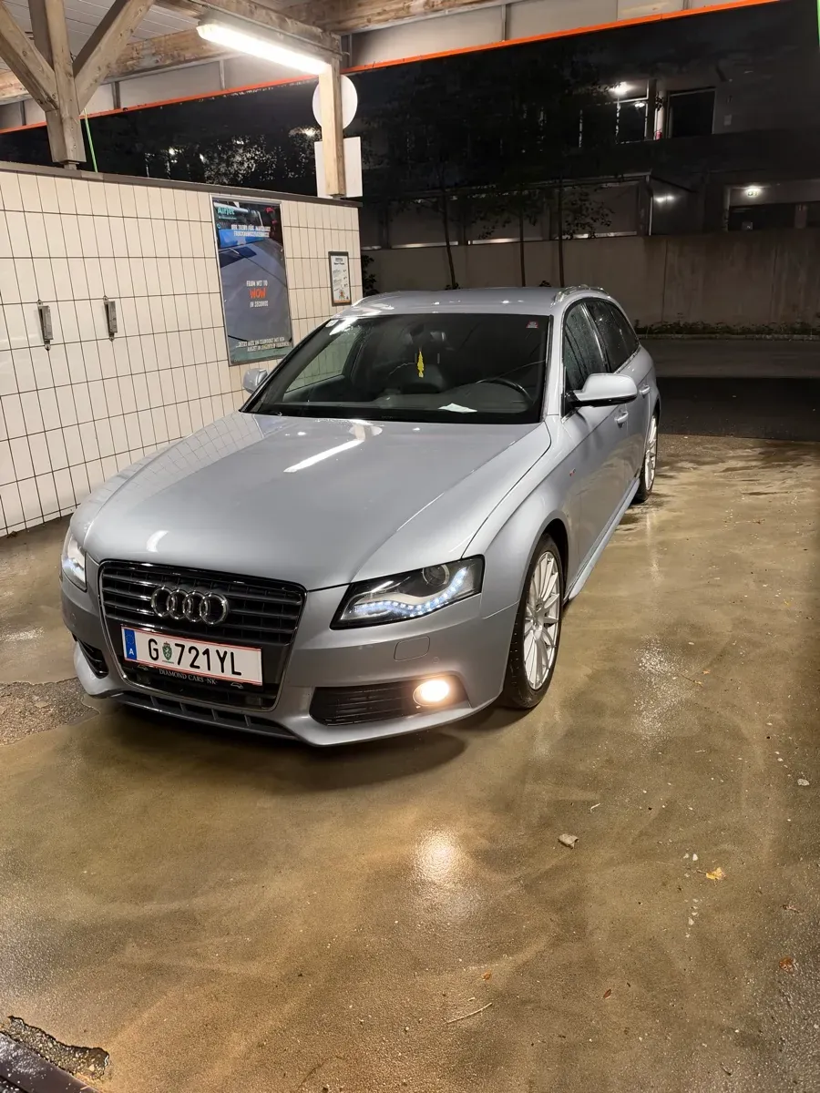 Audi A4 2010 photo 3