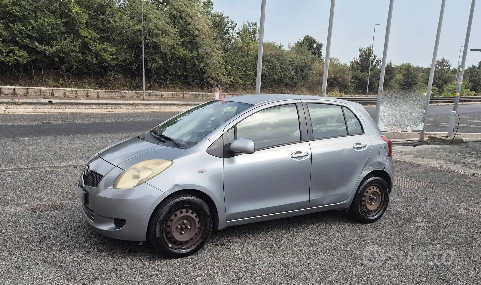 Toyota Yaris 2006 photo 4
