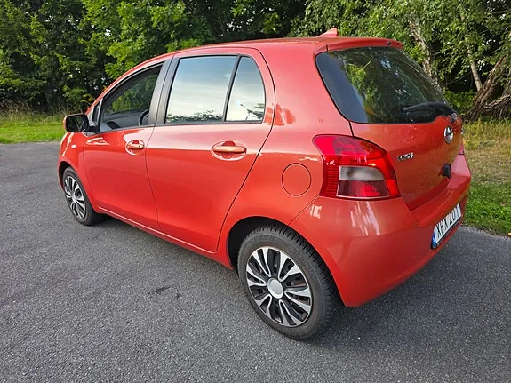 Toyota Yaris 2006 photo 3