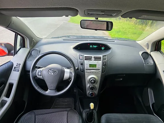 Toyota Yaris 2006 photo 5