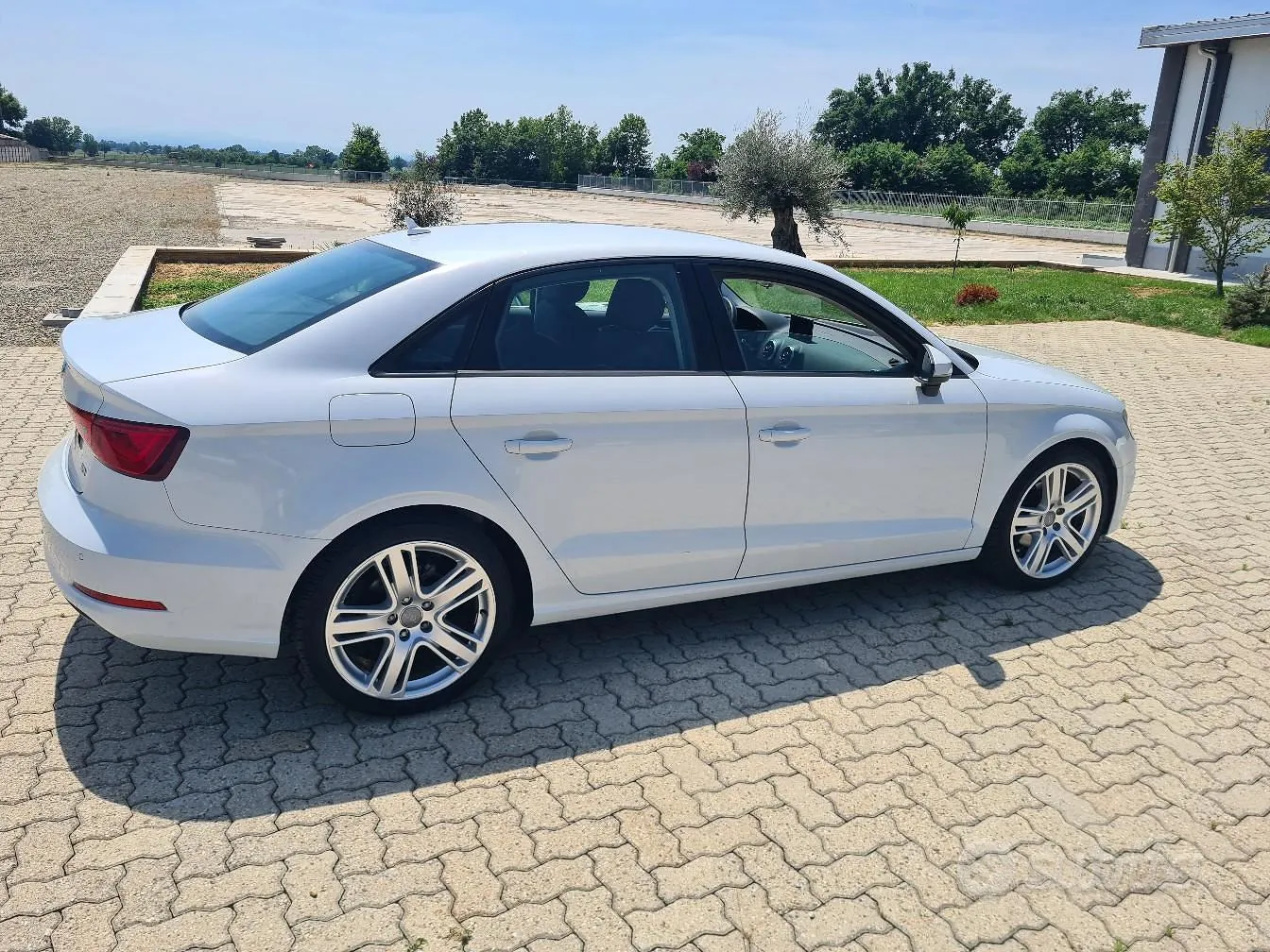 Audi A3 2014 photo 4