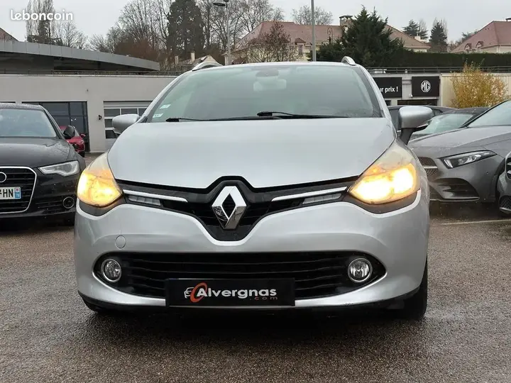 Renault Clio 2015 photo 2