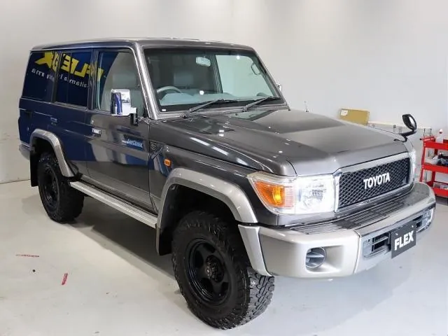 Toyota Land Cruiser 70 2015 photo 5