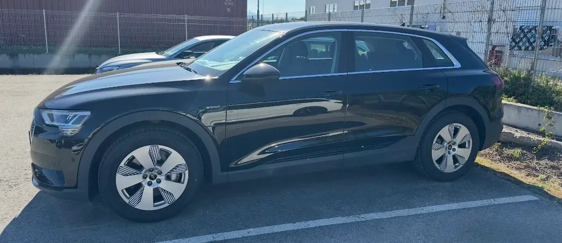 Audi E-Tron 2022 photo 3