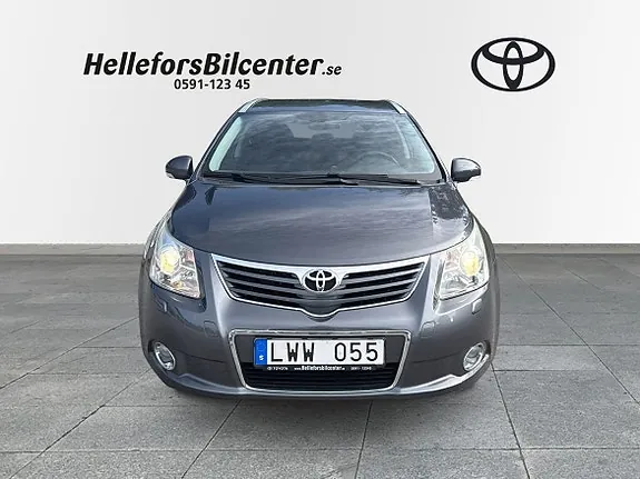 Toyota Avensis 2011 photo 5