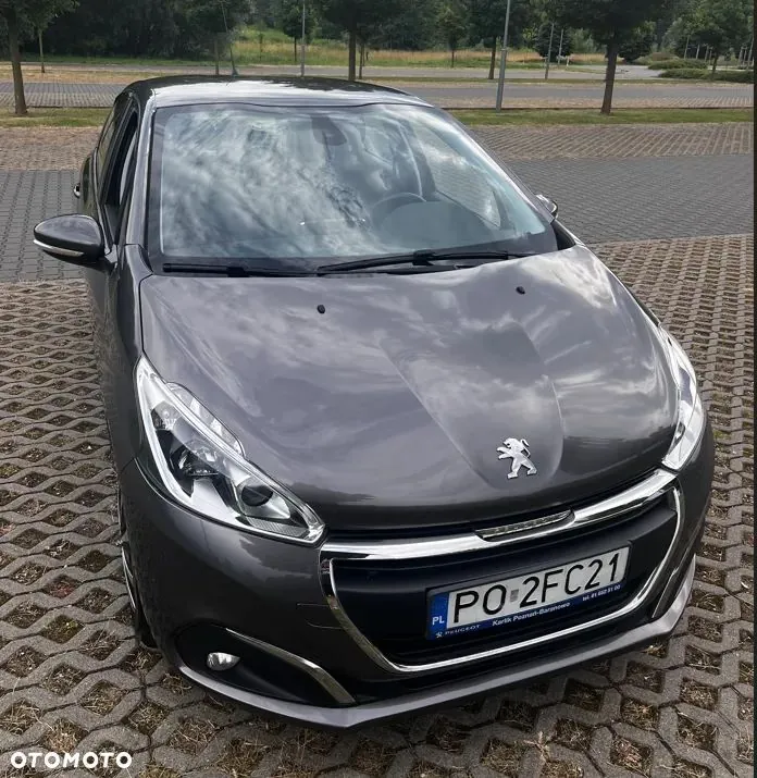Peugeot 208 2017 photo 4