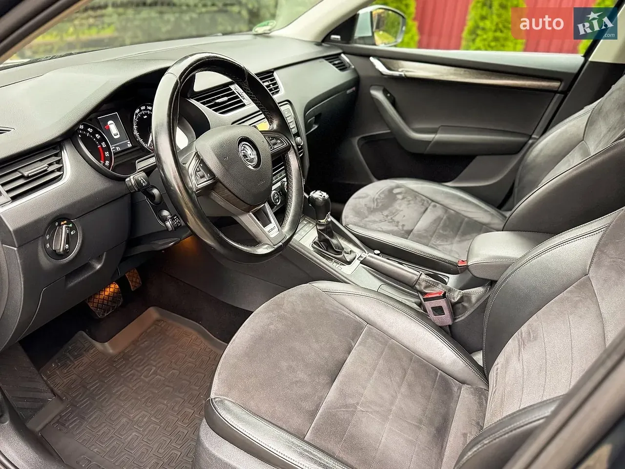 Skoda Octavia Scout 2017 photo 5